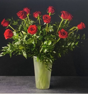 Dozen Long Stem Red Roses In a Vase